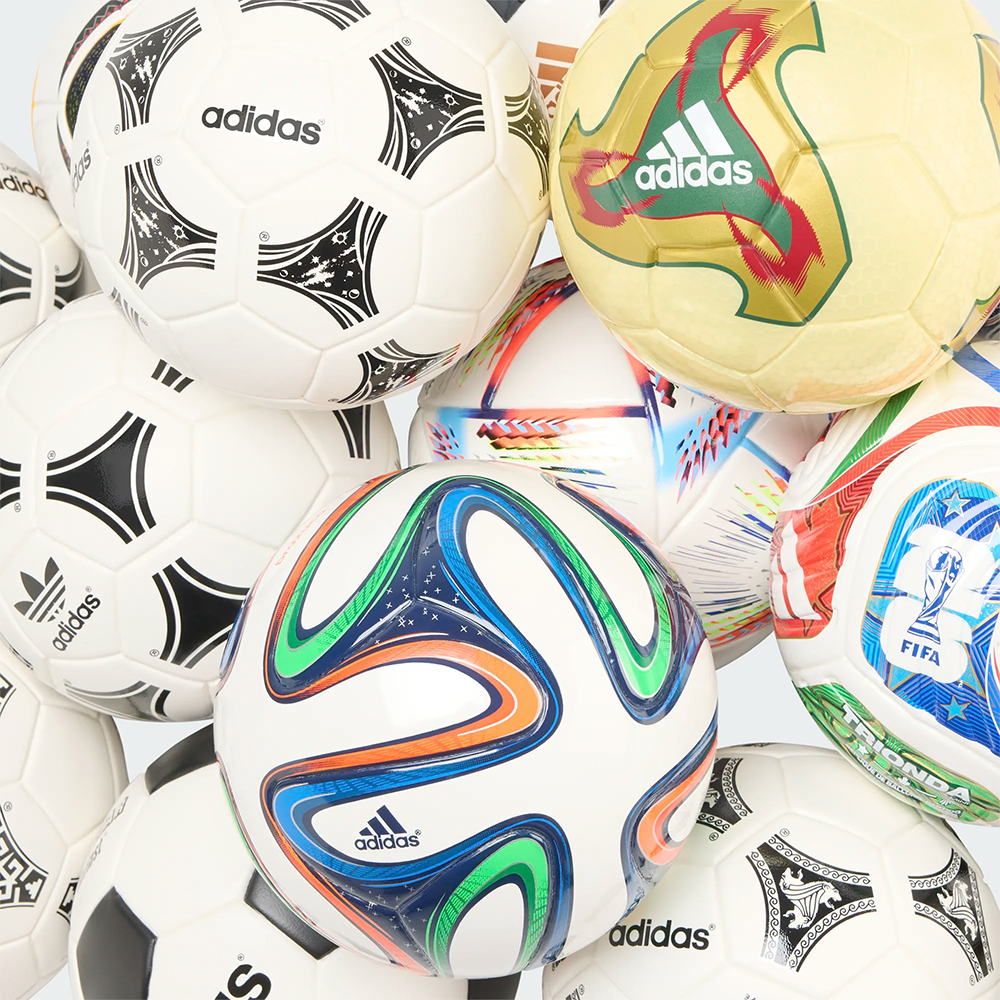 Adidas FIFA World Cup™ Historical Mini Ball Set