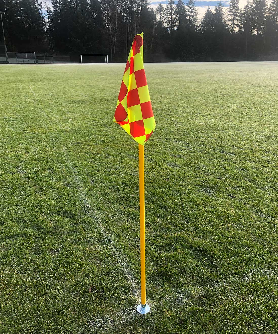 One-Piece Corner Flags for Grass