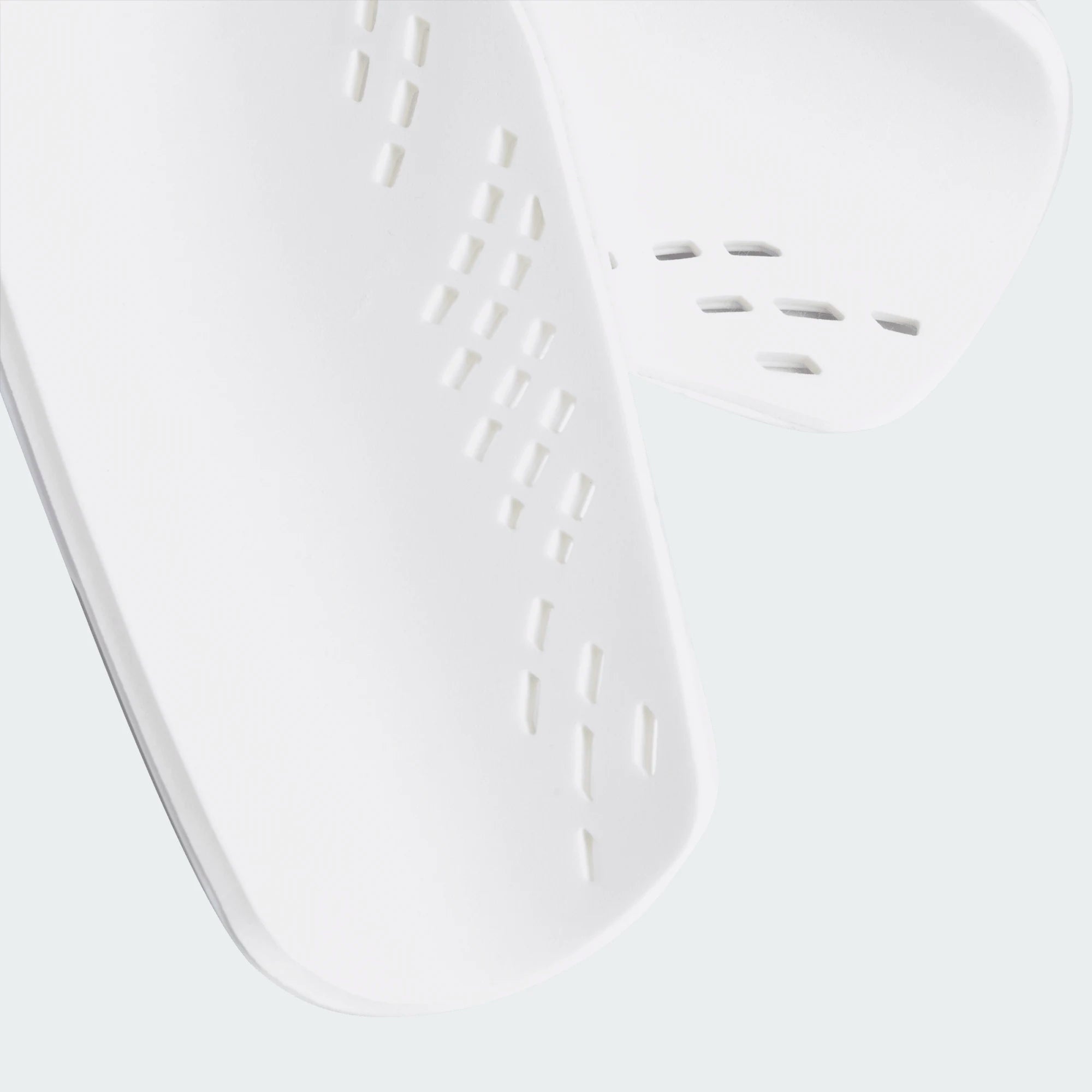 Adidas Tiro Club Shin Guard (White/Black) - Adult