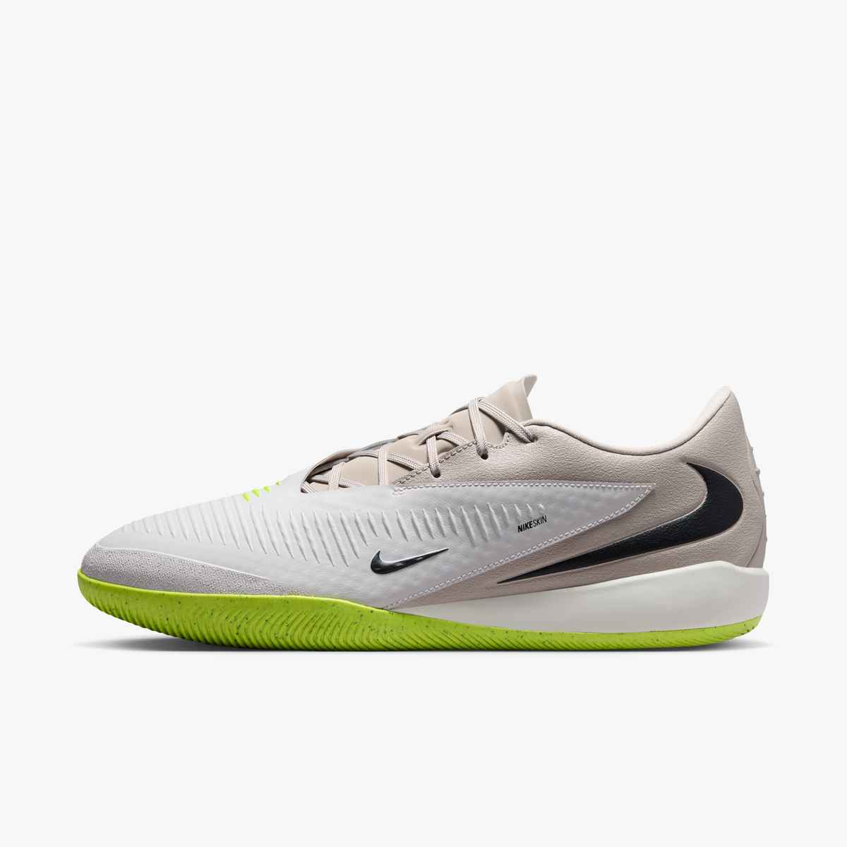 Nike Phantom 6 Low Academy IC - Adult