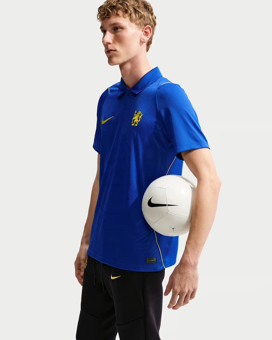 Nike Chelsea 2026/27 Home Jersey - Adult