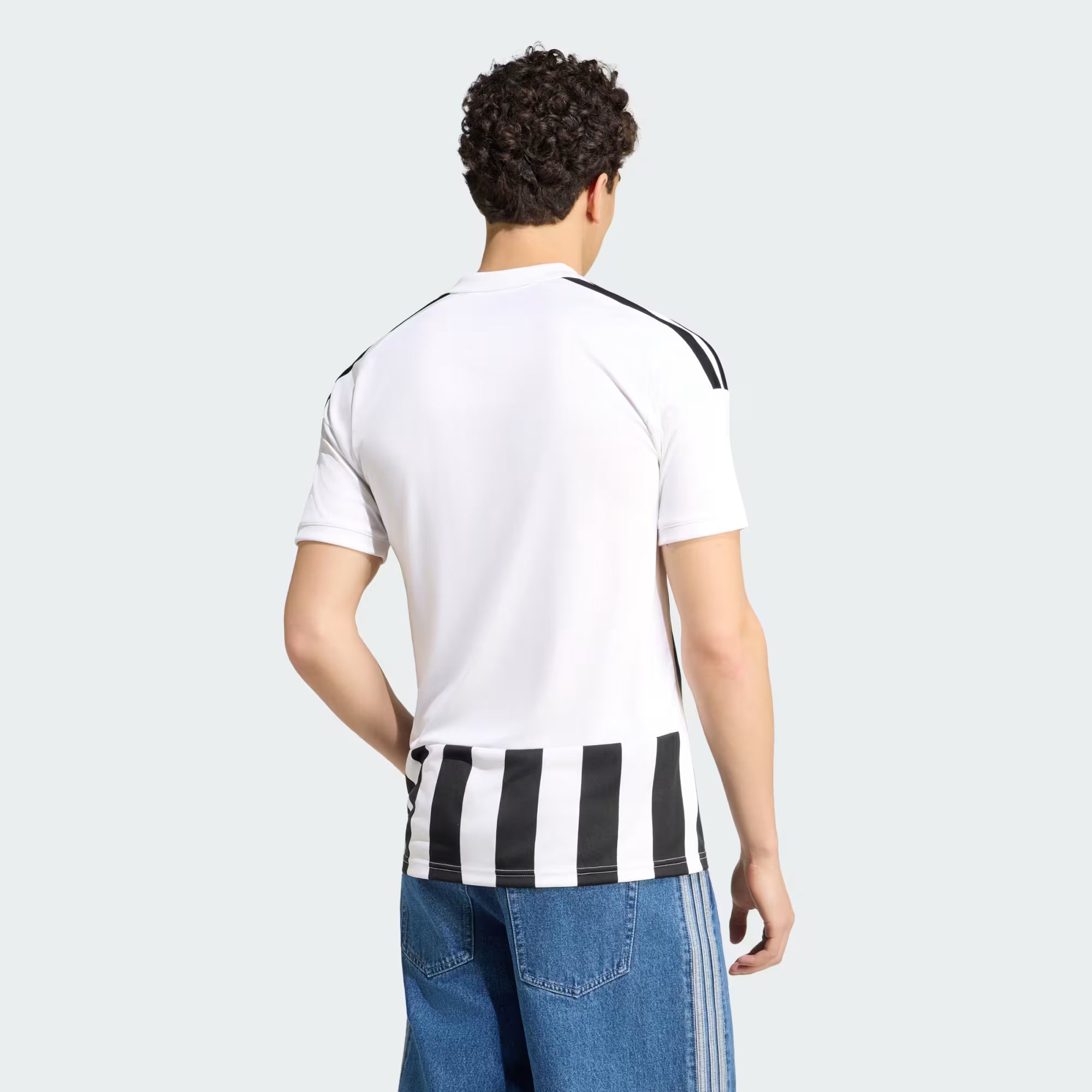 Adidas Juventus 2026/27 Home Jersey - Adult