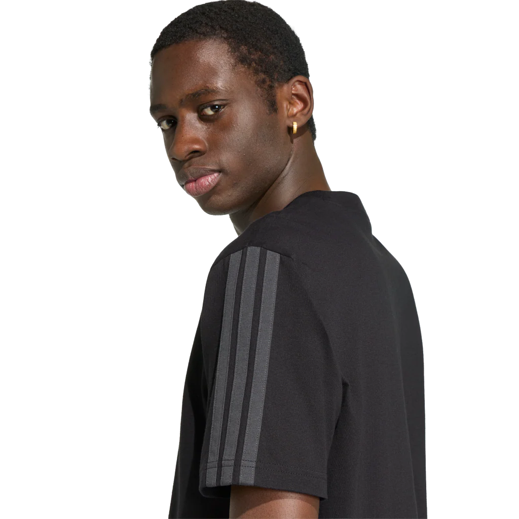 Adidas Liverpool FC 2026/27 DNA Tee - Adult
