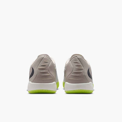 Nike Phantom 6 Low Academy IC - Adult